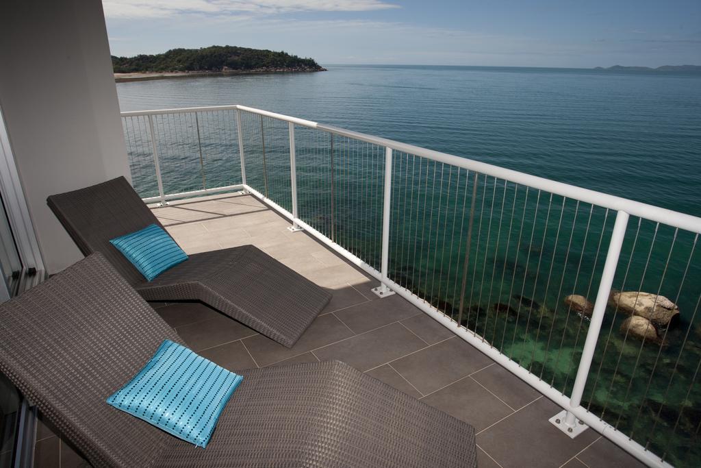 Ferienwohnung Penthouse On Bright Point Nelly Bay Exterior foto