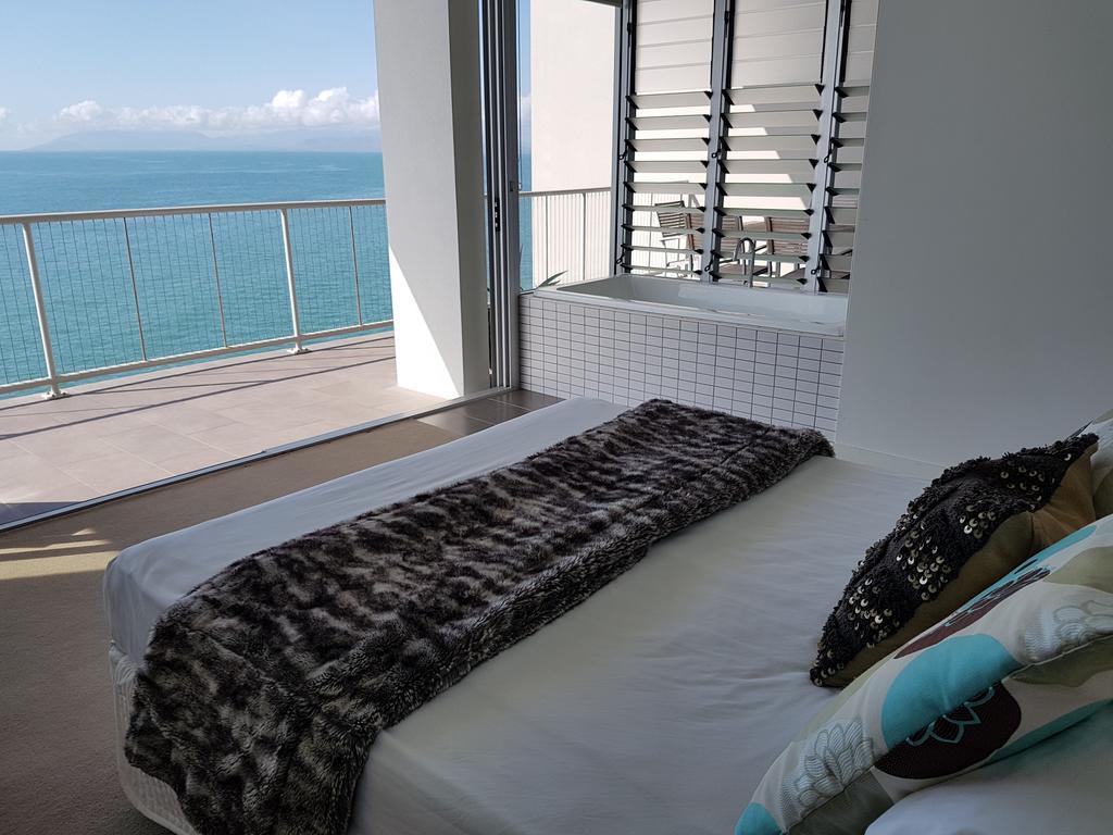 Ferienwohnung Penthouse On Bright Point Nelly Bay Exterior foto
