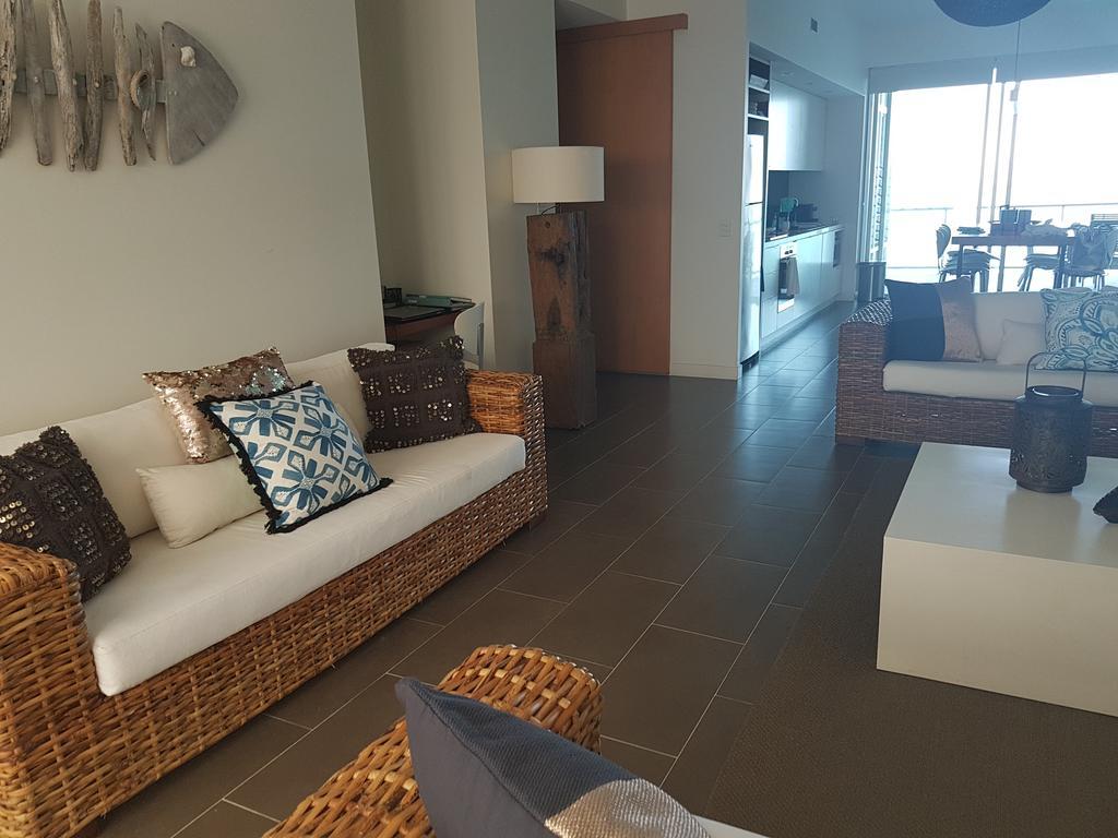 Ferienwohnung Penthouse On Bright Point Nelly Bay Exterior foto